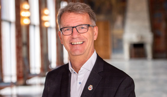 Robert Steen i Oslo rådhus